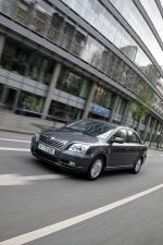 Toyota Avensis 2003 года